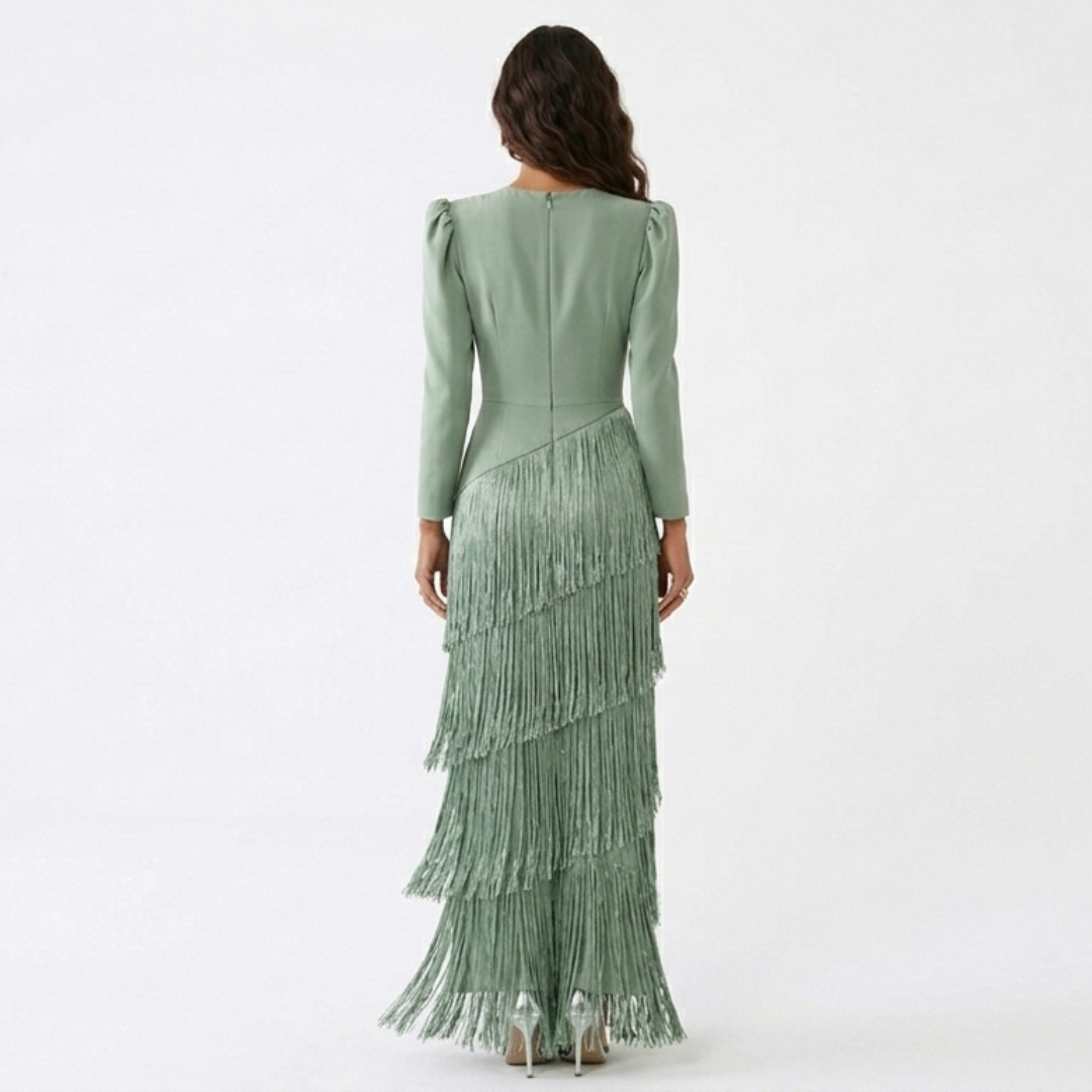 Isabella | Vestido Sofisticado con Mangas de Flecos