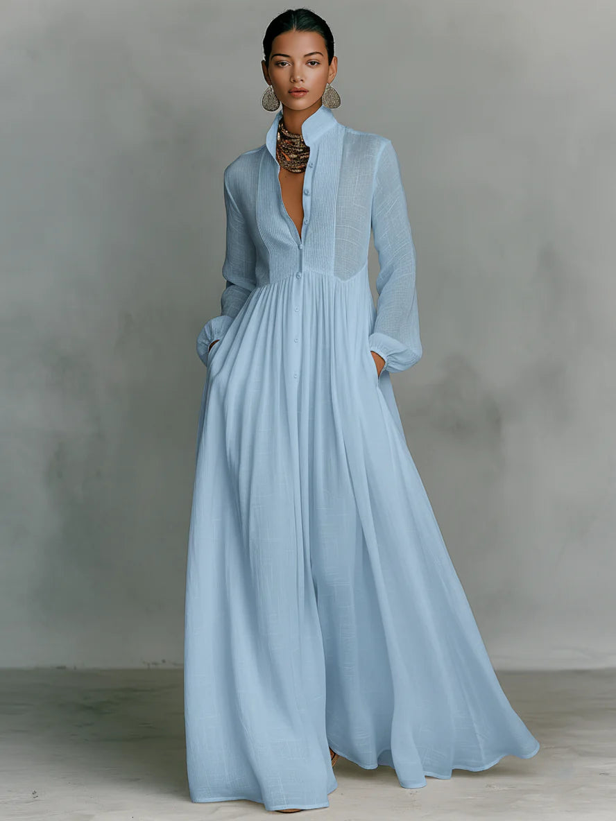 Noelia | Vestido Largo Minimalista con Cuello Alto