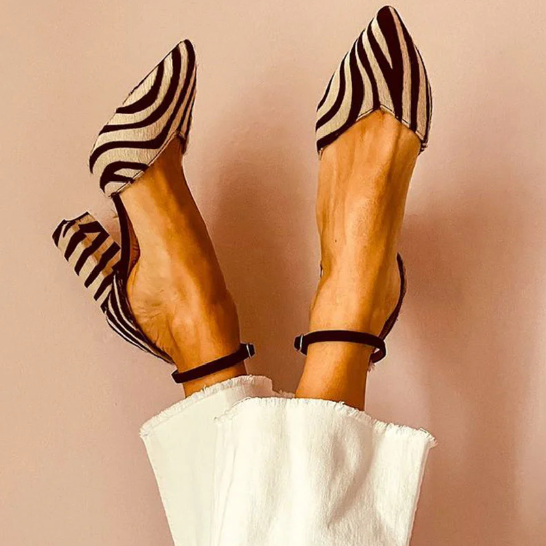 Zebrina | Zapatilla con tacón medio y patrón de cebra