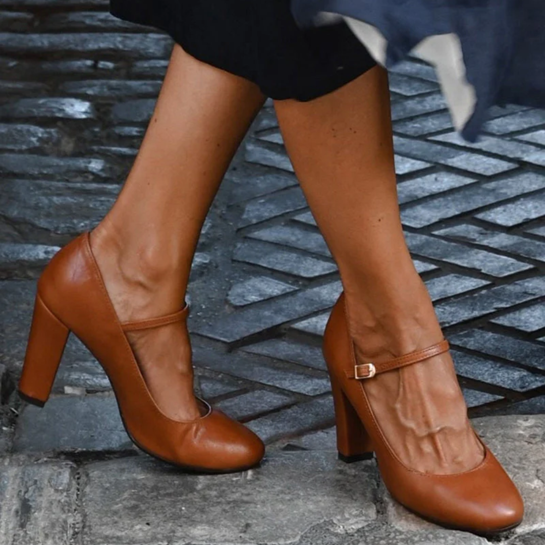 Celeste | Sandalias de diario con pequeño tacón