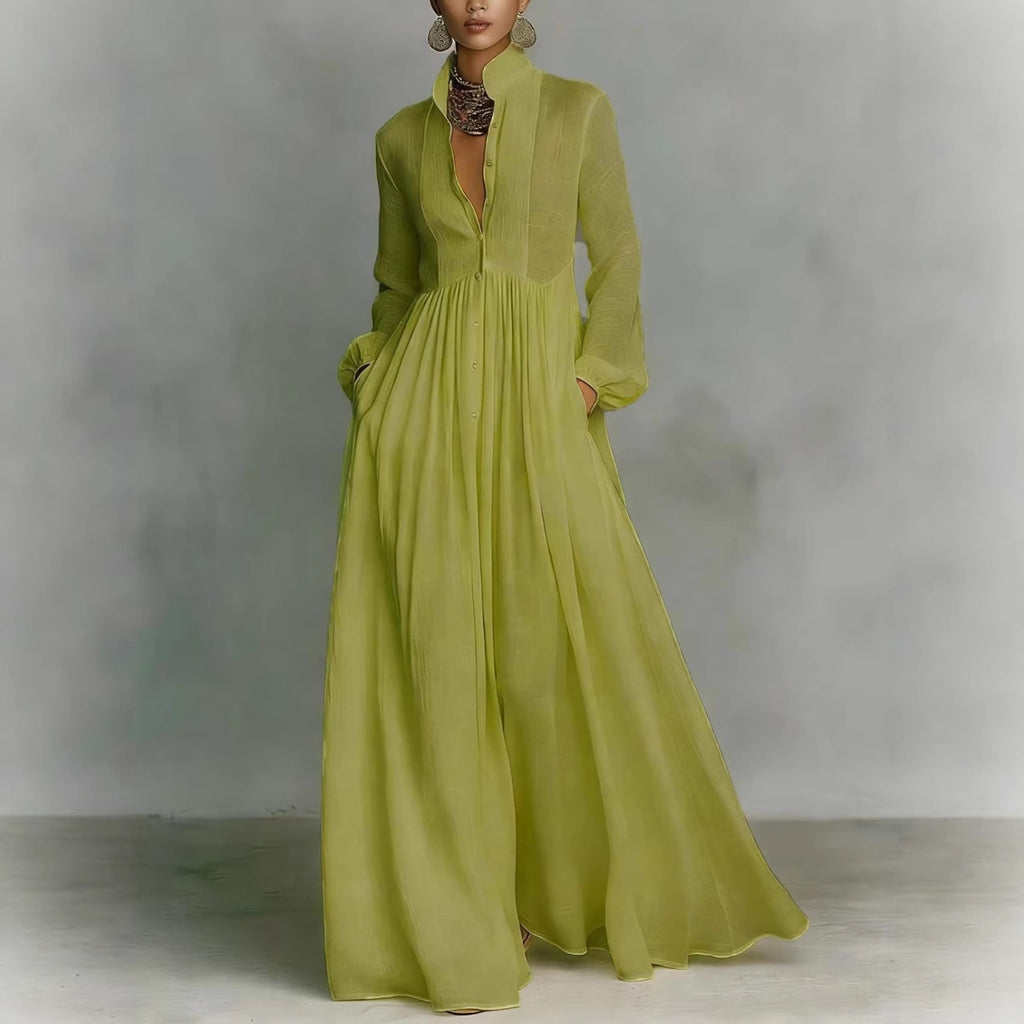 Noelia | Vestido Largo Minimalista con Cuello Alto